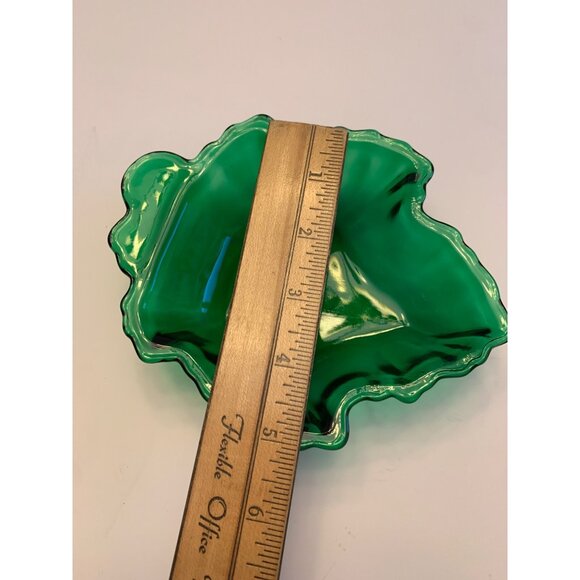 Anchor Hocking Green Glass Maple Leaf Dish MCM VTG Emerald Glass Trinket Candy - Picture 9 of 10